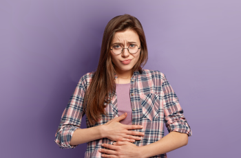 How to Tell the Difference Between Gastro and Food Poisoning? 